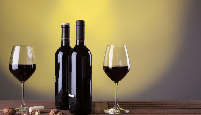 10 Italian Food Customs and Traditions 3 italian wine