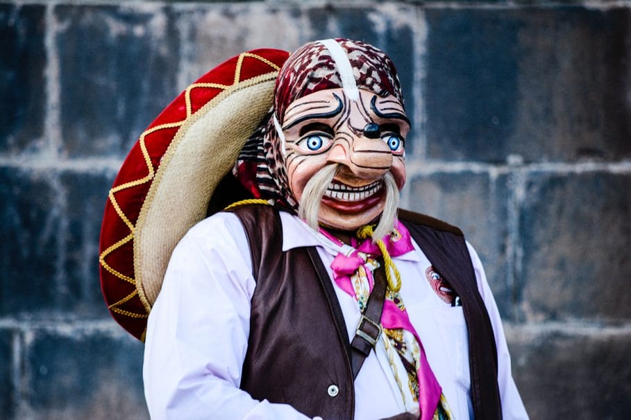 Nam sed metus sed diam tincidunt volutpat sit 1 Person wearing mask