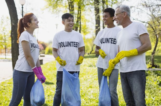 How To Stay Safe While Volunteering in the Community